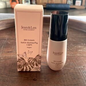 NEW Jean & Len BB Cream Satin Butterfly Light